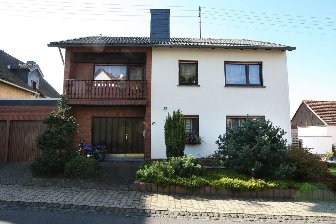 Gaestehaus-Moeseler Barweiler Exterior photo